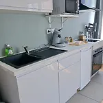 La Porte Bleue - Appartement Juste Renove - Tres Propre - Grand Confort - Lumineux - Calme - Centre Historique